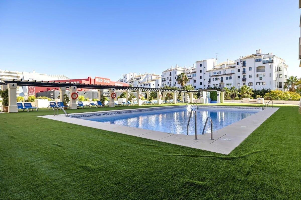 Puerto Banus Con Parking & Piscina. *