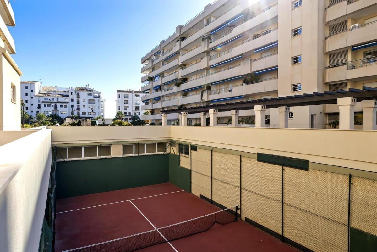 Puerto Banus Con Parking & Piscina. * Marbella