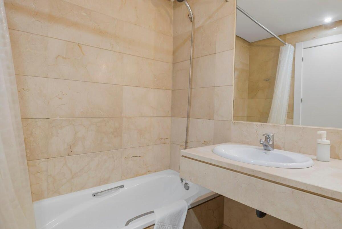 Appartement Puerto Banus Con Parking & Piscina. Marbella