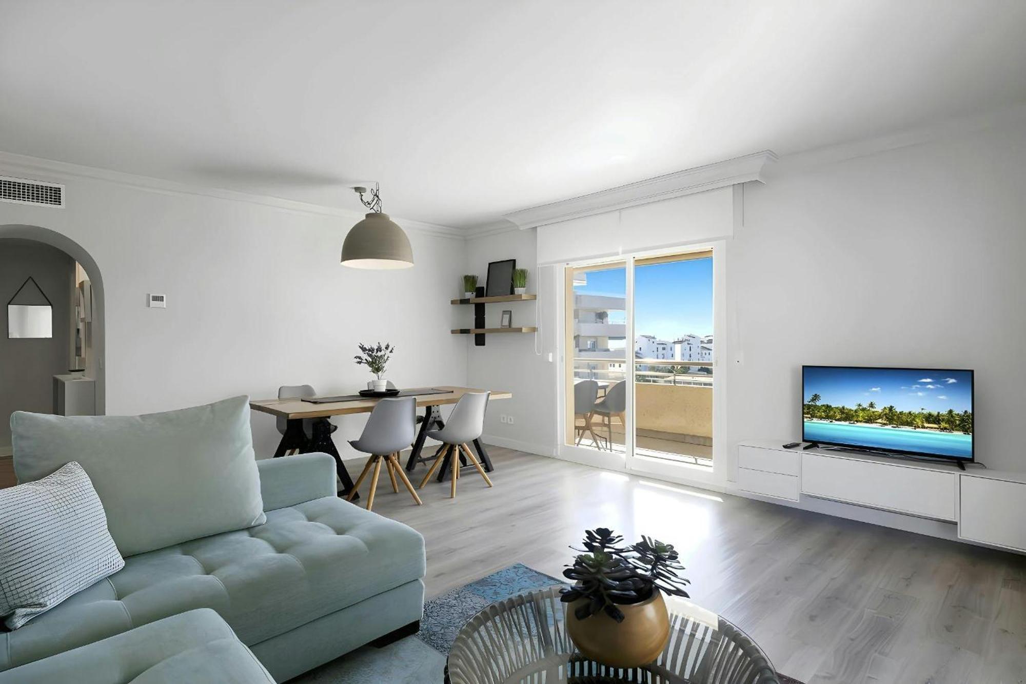 Appartement Puerto Banus Con Parking & Piscina.